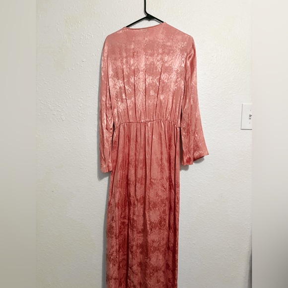 Topshop Jacquard Snake Print Dusty Pink Shimmery Snake Print Midi Dress - Picture 4 of 6